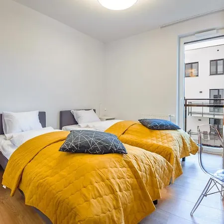 Nexo, Sun & Snow Puck